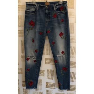 Driftwood Joyce distressed jeans rose embroidery